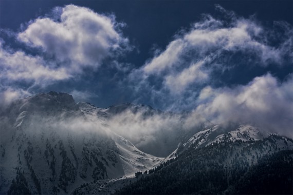 Berge in den Wolken