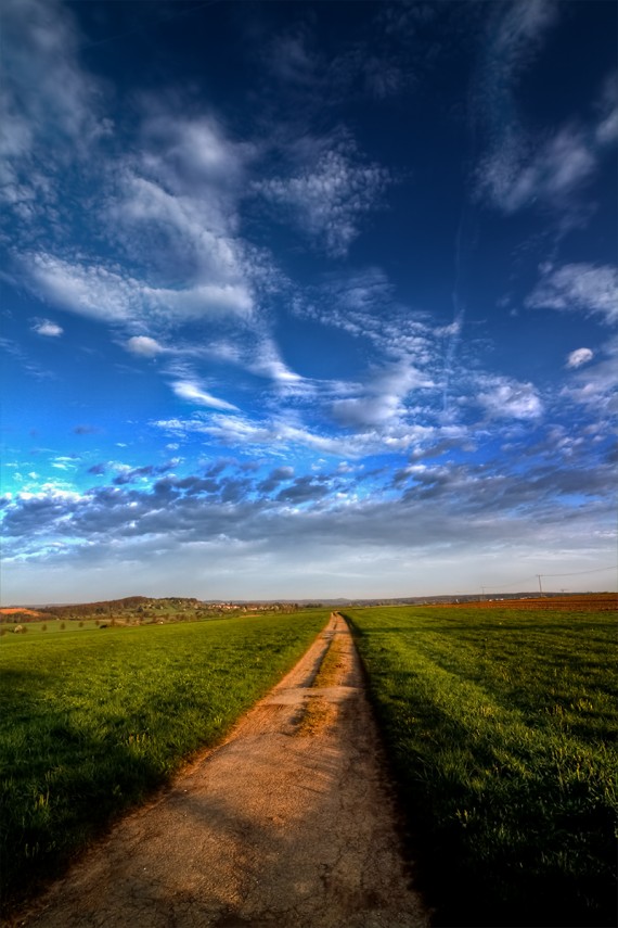 Weg in die Wolken