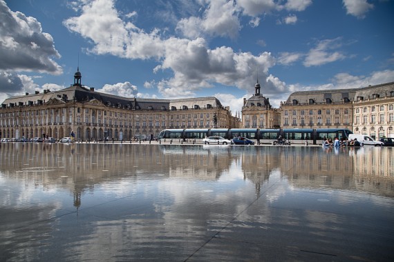 La place de la Bourse de Bordeaux